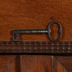 Kleine pastoorskast in warme kleur eikenhout ca 1700 No35192, Antiek en Kunst, Ophalen of Verzenden