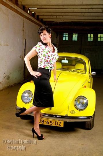 Pinup Couture, Classic Pencil Skirt in Black. beschikbaar voor biedingen