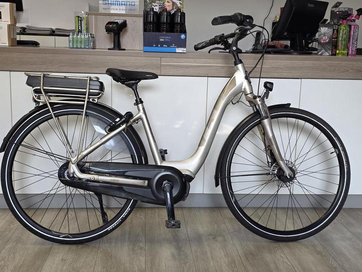 Giant Elegance E+ 2 25km/h S Creme Light, Fietsen en Brommers, Elektrische fietsen, 30 tot 50 km per accu, Gebruikt, Giant, Minder dan 47 cm