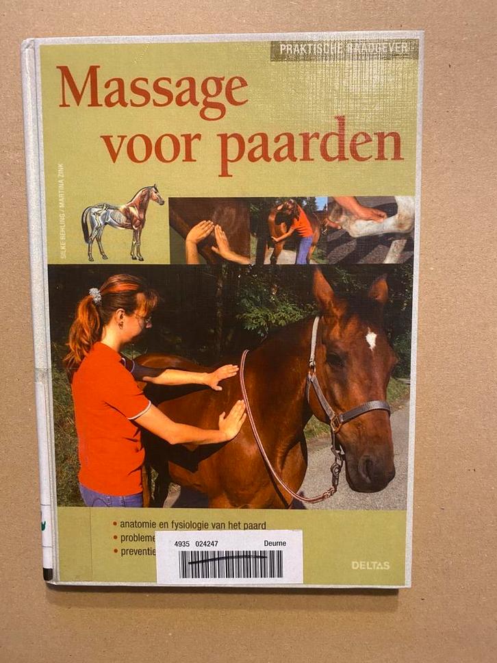 Massage voor paarden - Voorkoming en Oplossing Problemen, Boeken, Dieren en Huisdieren, Gelezen, Paarden of Pony's, Ophalen of Verzenden