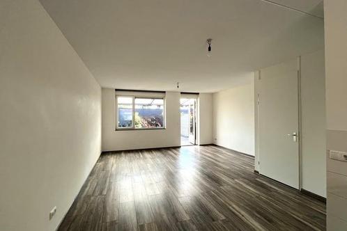 Te huur , woning in Montfortmet 5 kamers, Huizen en Kamers, Huizen te huur, Direct bij eigenaar, A
