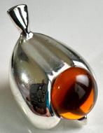 Beautiful Christofle Paris Bird Paperweight with Amber stone