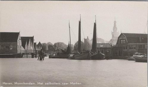 MONNIKENDAM - Haven Monnikendam. Met zeilbotters naar Marken, Verzamelen, Ansichtkaarten | Nederland, Verzenden