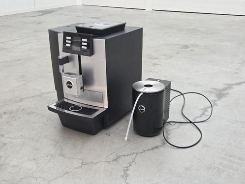 Jura X8 Platina Koffiemachine 2021+ Jura Cool Controle, Zakelijke goederen, Horeca | Keukenapparatuur