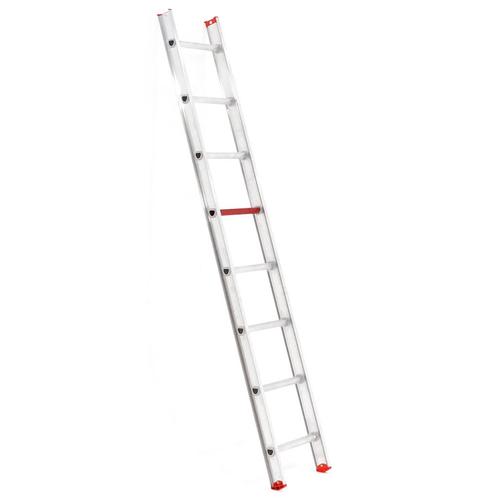 Gebruikte enkel rechte ladder 8 treden, Doe-het-zelf en Verbouw, Ladders en Trappen, Ophalen of Verzenden