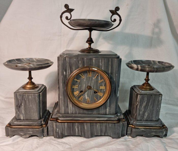Klok en garnituur set (3) - Geïnspireerd door de antieke, Antiek en Kunst, Antiek | Klokken