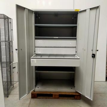Grote zware diepe stalen gereedschapskast - 195x108x63 cm beschikbaar voor biedingen