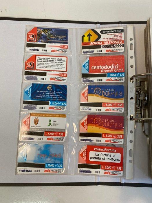 Collectie telefoonkaarten - Telefoongids, Antiek en Kunst, Antiek | Speelgoed