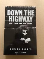 Down the Highway - Het leven van Bob Dylan, Gebruikt, Ophalen of Verzenden, Boek, Tijdschrift of Artikel