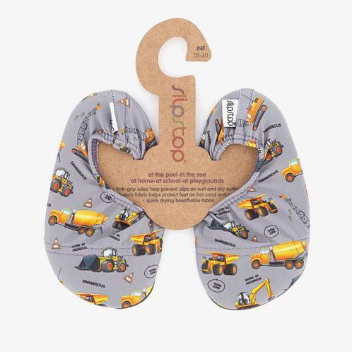 Slipstop kinder schoenen grijs met vrachtwagens maat 27/29, Kleding | Dames, Schoenen, Nieuw, Verzenden