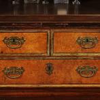 Hollands Koloniaal Tafelkastje ingericht als bar met brons b, Antiek en Kunst, Ophalen of Verzenden