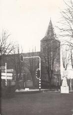 ZELHEM - Ned. Herv. Kerk en Monument, Verzamelen, Ansichtkaarten | Nederland, Verzenden, Gelopen