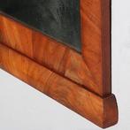 Kleine Biedermeier spiegel lijst in mahonie met bloemmahonie, Antiek en Kunst, Antiek | Spiegels, Ophalen of Verzenden