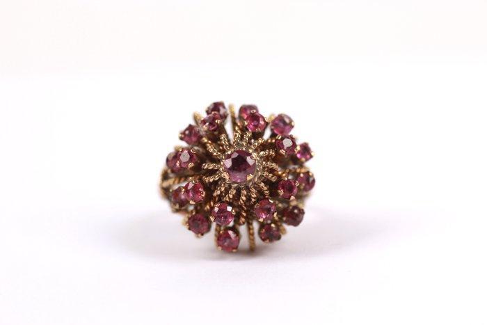 Ring - 8 karaat Geel goud - 1.77ct. tw. Robijn - Robijn -, Sieraden, Tassen en Uiterlijk, Ringen