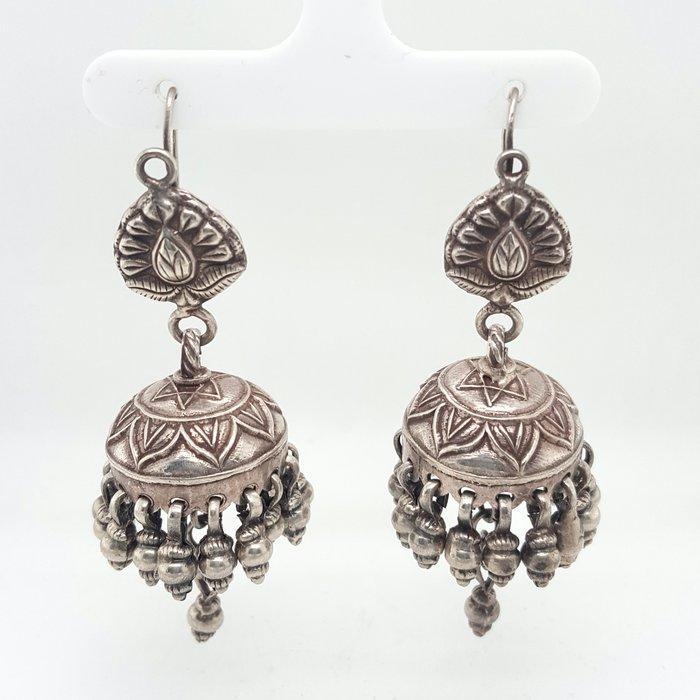Zilver - Oorbellen - Jhumka, Antiek en Kunst, Kunst | Niet-Westerse kunst