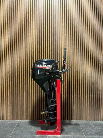 Suzuki 9.9 PK beschikbaar voor biedingen