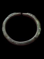 Oud-Romeins Brons, Stunning Animal Patina Armband