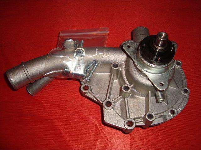 Waterpomp | Mercedes w201, Auto-onderdelen, Airco en Verwarming, Ophalen of Verzenden