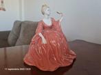 Coalport - Beeldje, Coalport-Ladies of Fashion Madeleine -