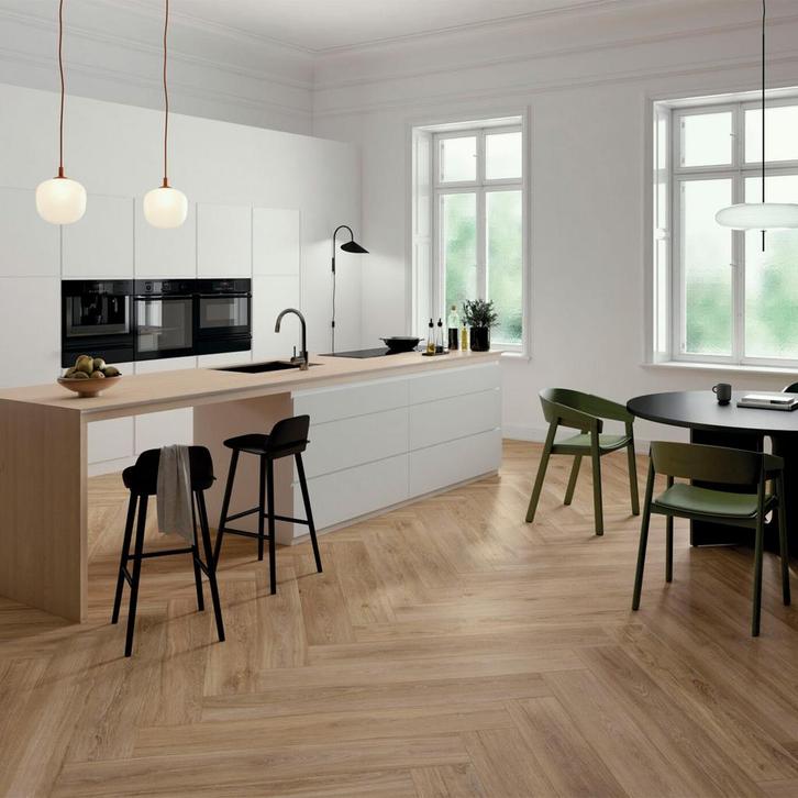 Keramisch parket tegel 19,5x121 bruin houtlook laminaat, Doe-het-zelf en Verbouw, Tegels, Nieuw, 10 m² of meer, Keramiek, Ophalen