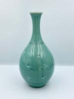Kaesong Folk Art celadon vaas met reiger motief – ‘Hanlim’