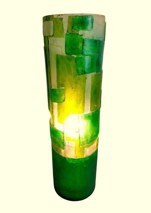 Lamp - Buisvormige lamp van hars met geometrische patronen –, Antiek en Kunst, Antiek | Lampen