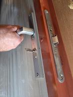 Stalen brandwerende en inbraakwerende deur met kozijn – zwa, Doe-het-zelf en Verbouw, Ophalen, Zo goed als nieuw