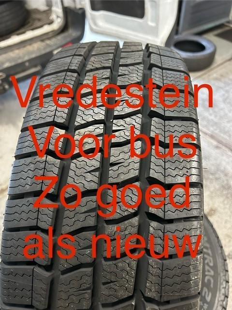 A MERK Busbanden zo goed als nieuw 215 65 15c Vredestein, Auto-onderdelen, Banden en Velgen, Band(en), Nieuw, Bestelwagen, Ophalen