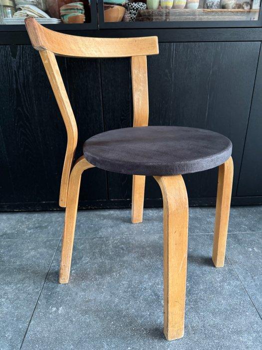 Alvar Aalto - Stoel - 68 chair - berkenhout, Antiek en Kunst, Antiek | Meubels | Stoelen en Banken