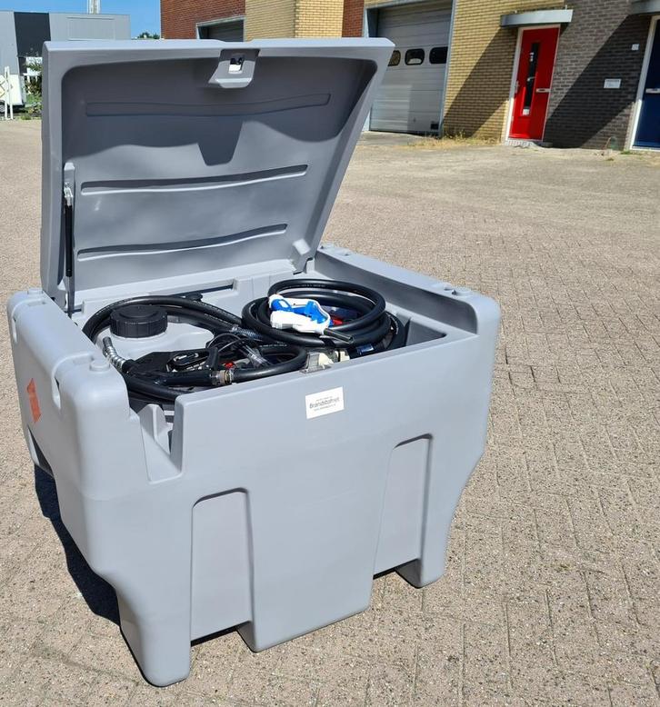 Combitank met inhoud voor 400L diesel & 45L adblue®, Zakelijke goederen, Agrarisch | Tractoren
