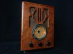 Steepletone Products - Repro Radio NR 880XF Radio