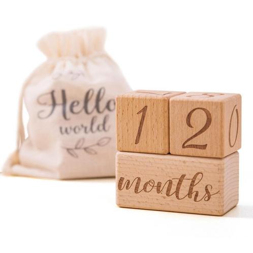 3 houten Milestone blokken in linnen zakje Hello World, Kinderen en Baby's, Kraamcadeaus en Geboorteborden, Kraamcadeau, Nieuw
