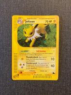 Pokémon Card - Jolteon #H12 Pokemon Skyridge - COMBINED, Hobby en Vrije tijd, Verzamelkaartspellen | Pokémon, Nieuw