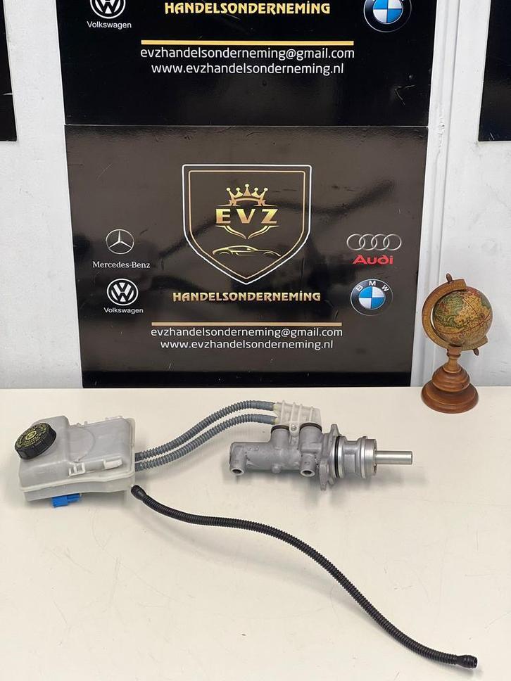 Mercedes Vito hoofdrem cilinder bj.2020 Artnr.32668711, Auto-onderdelen, Remmen en Aandrijving, Gebruikt, Mercedes-Benz