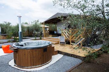 Luxe hottub Acryl | Jacuzzi functie | Uniek in de markt!