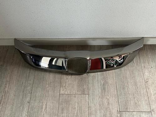 Honda CR-V Chrome Grille 71122-T7A-J01-M1, Auto-onderdelen, Carrosserie en Plaatwerk, Gebruikt, Honda, Voor, Ophalen