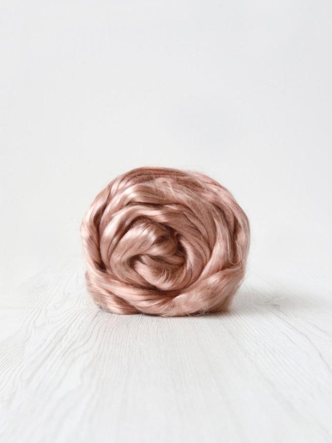 Tencel in lont zalm (roze), Hobby en Vrije tijd, Spinnewielen en Spinnen, Overige typen, Nieuw, Ophalen of Verzenden