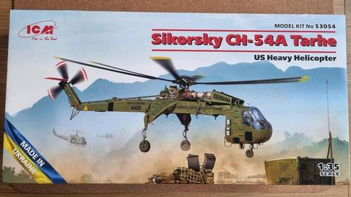 ICM 53054 Sikorsky CH-54A Tarhe 1:35, Hobby en Vrije tijd, Modelbouw | Vliegtuigen en Helikopters, Verzenden