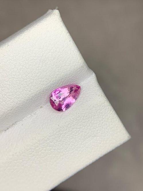 Zonder Minimumprijs - 1 pcs Roze Saffier - 1.03 ct -, Sieraden, Tassen en Uiterlijk, Edelstenen