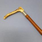 Staf - Hoorn, Metaal, Bamboe, Leder - Rijzweep