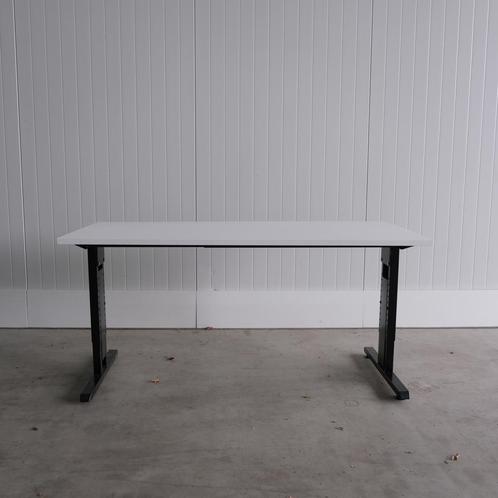 Inbus instelbaar bureau, 140x80cm, Zwart onderstel, wit blad, Huis en Inrichting, Bureaus, Bureau, Gebruikt, Ophalen of Verzenden