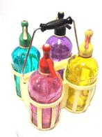 Fles - Vier sifons uit de jaren 60 en een originele mand -