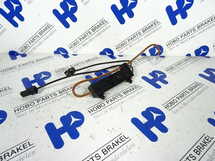 Antenne versterker A 204 870 8390 o.a: C-klasse w204, Auto-onderdelen, Elektronica en Kabels, Gebruikt, 3 maanden garantie, Mercedes-Benz