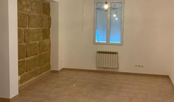 Te Huur Studio Bovenstraat In Rotterdam, Huizen en Kamers, Kamers te huur, 20 tot 35 m², Rotterdam