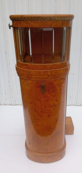 Kabinet - Naaldhout - Vitrinekast, Antiek en Kunst, Curiosa en Brocante