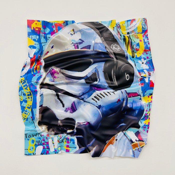 SOYZ BANK (1988) x AIIROH (1987) - Stormtrooper, Antiek en Kunst, Kunst | Designobjecten